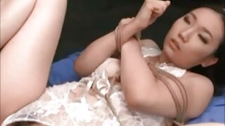 ಮೆಗಾ ಮಾದಕ ಹೊಂಬಣ್ಣದ ತ ...